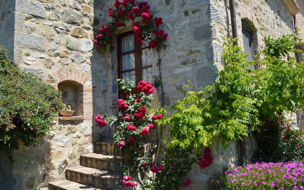 Agriturismo Bellavista, Private Pool, Val D'Orcia: Autumn, Garden, Spring, Summer