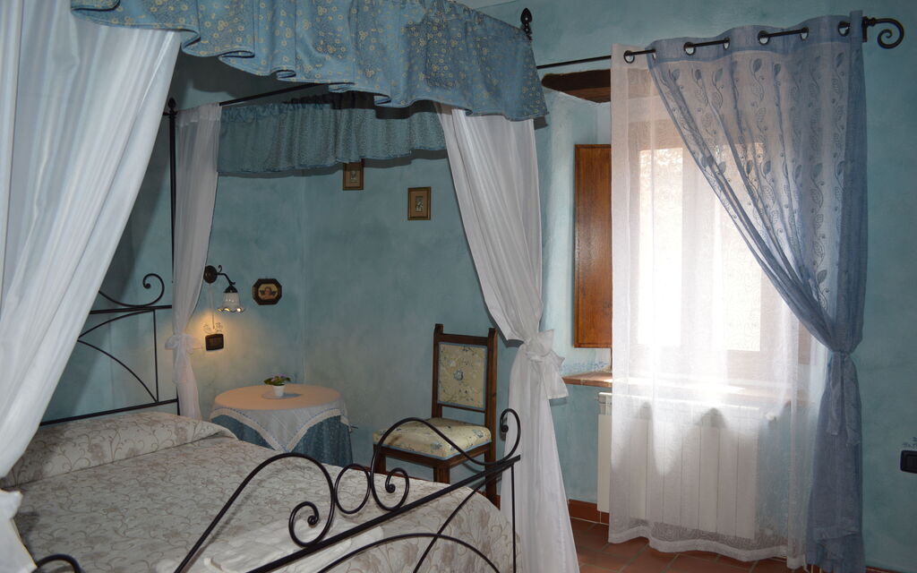 Agriturismo Bellavista, Private Pool, Val D'Orcia: Autumn, Bedroom, Spring, Summer