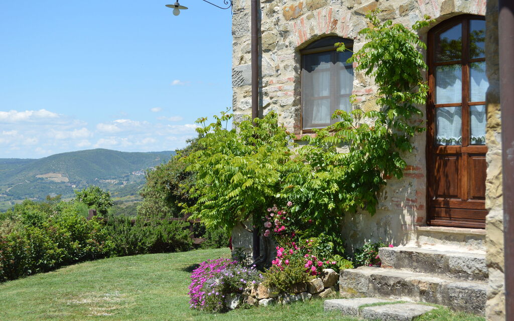 Agriturismo Bellavista, Private Pool, Val D'Orcia: Autumn, Garden, Spring, Summer