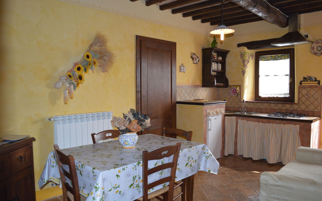 Agriturismo Bellavista, Private Pool, Val D'Orcia: Autumn, Kitchen, Spring, Summer