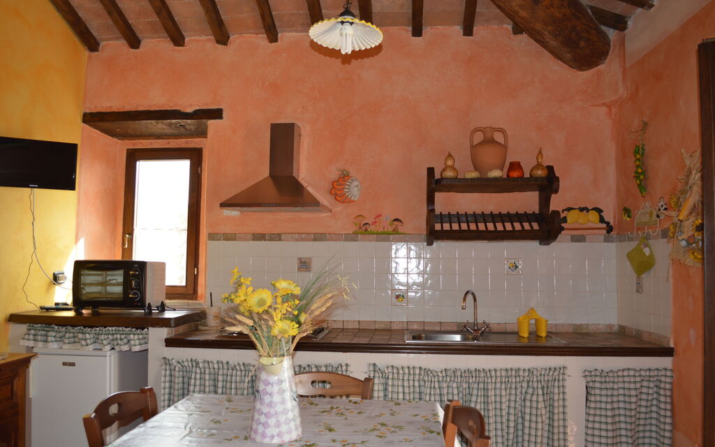 Agriturismo Bellavista, Private Pool, Val D'Orcia: Autumn, Kitchen, Spring, Summer