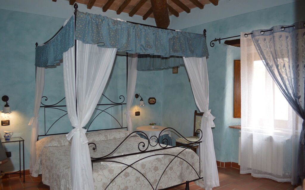 Agriturismo Bellavista, Private Pool, Val D'Orcia: Autumn, Bedroom, Spring, Summer