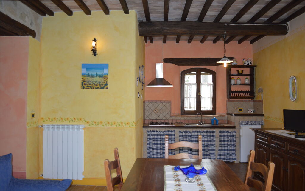 Agriturismo Bellavista, Private Pool, Val D'Orcia: Autumn, Kitchen, Spring, Summer