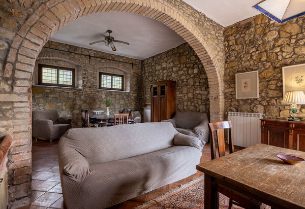 Podere le Lune with Pool, San Gimignano: Autumn, Living Room, Spring, Summer