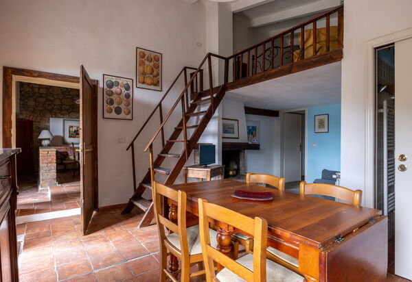 Podere le Lune with Pool, San Gimignano: Autumn, Dining Room, Spring, Summer