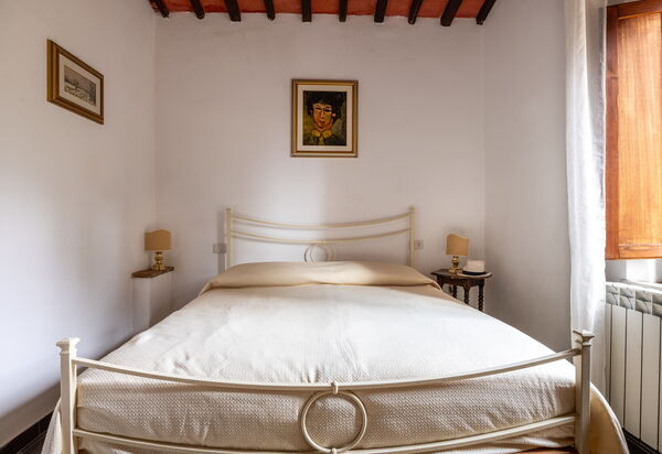 Podere le Lune with Pool, San Gimignano: Autumn, Bedroom, Spring, Summer