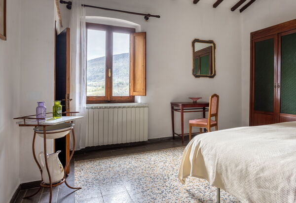 Podere le Lune with Pool, San Gimignano: Autumn, Bedroom, Spring, Summer