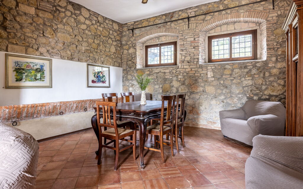 Podere le Lune with Pool, San Gimignano: Autunno, Estate, Primavera, Sala da pranzo, Soggiorno