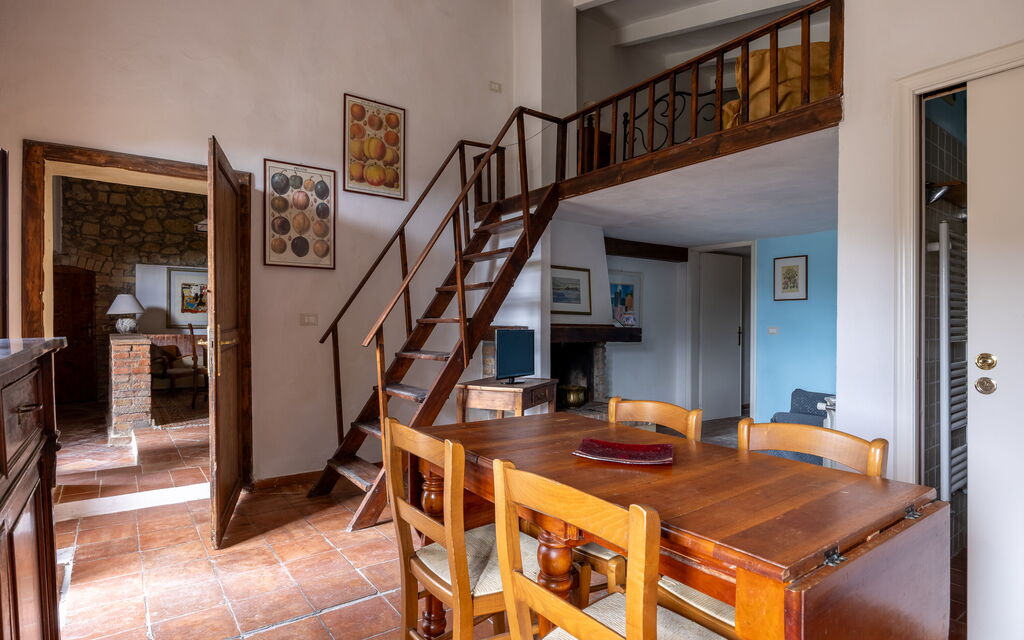 Podere le Lune with Pool, San Gimignano: Autunno, Estate, Primavera, Sala da pranzo