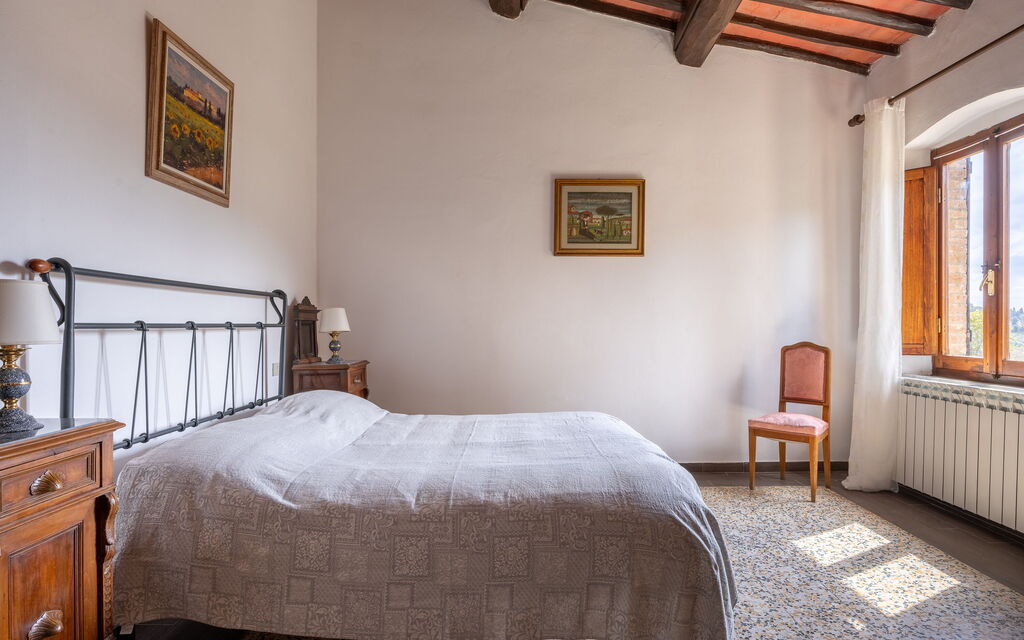 Podere le Lune with Pool, San Gimignano: Autunno, Camera da letto, Estate, Primavera