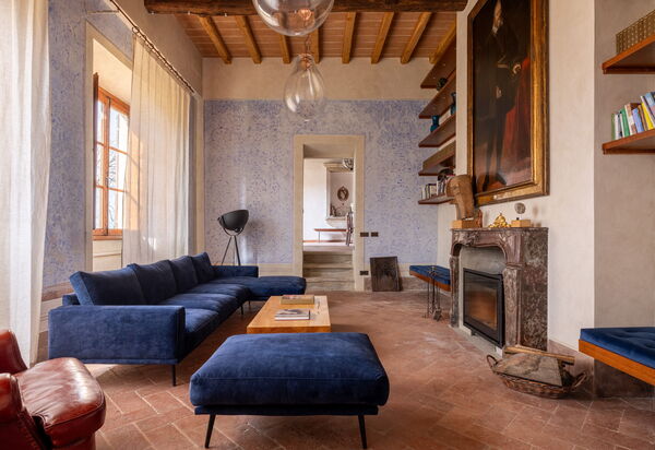 Villa Il Casalino, Florentine Hills with Pool: Autumn, Living Room, Spring, Summer