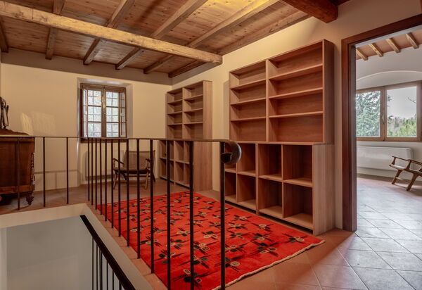 Villa Il Casalino, Florentine Hills with Pool: Autumn, Room Detail, Spring, Summer