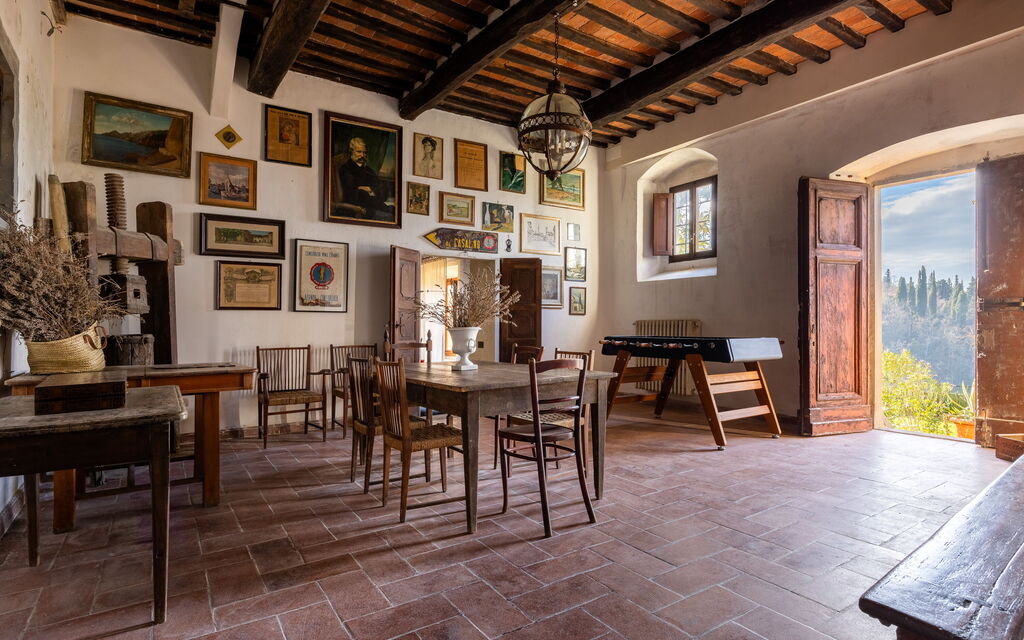 Villa Il Casalino, Florentine Hills with Pool: Autumn, Dining Room, Spring, Summer