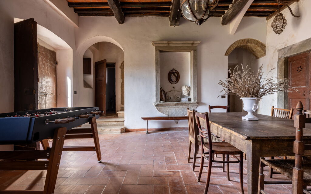 Villa Il Casalino, Florentine Hills with Pool: Autumn, Dining Room, Spring, Summer