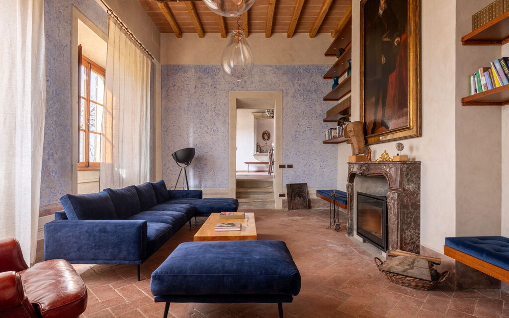 Villa Il Casalino, Florentine Hills with Pool: Autumn, Living Room, Spring, Summer