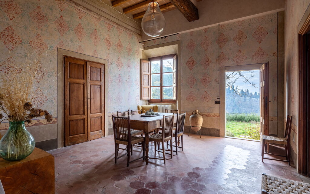 Villa Il Casalino, Florentine Hills with Pool: Autumn, Dining Room, Spring, Summer