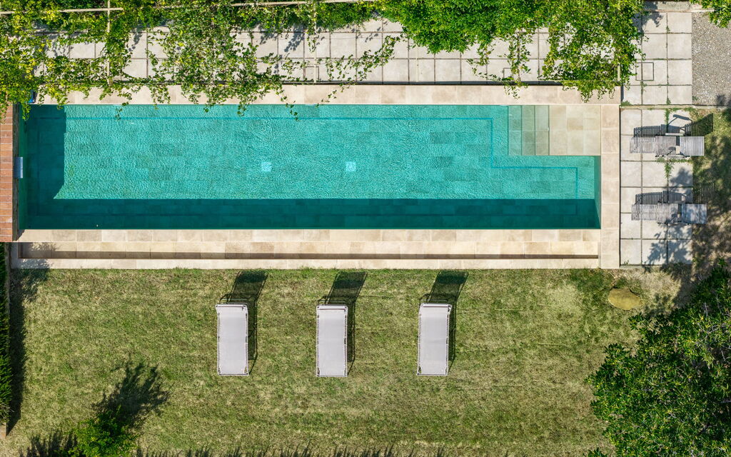 Villa Il Casalino, Florentine Hills with Pool: Autumn, Garden, Pool, Spring, Summer