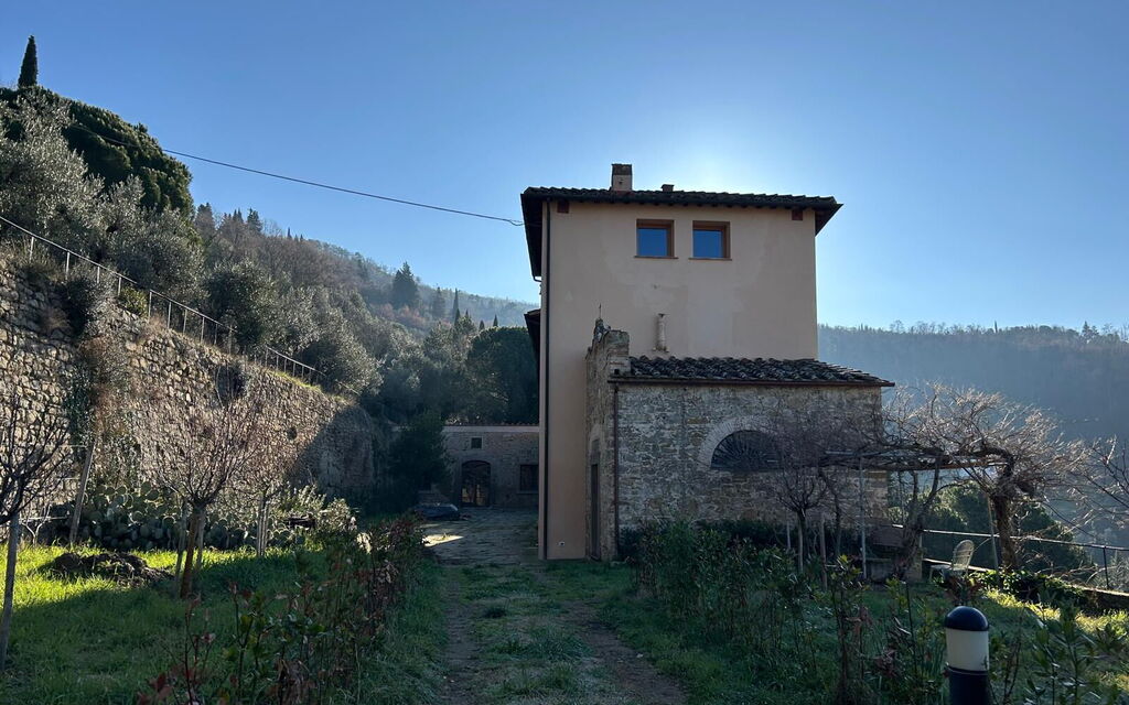 Villa Il Casalino, Florentine Hills with Pool: Autumn, Garden, Spring, Summer