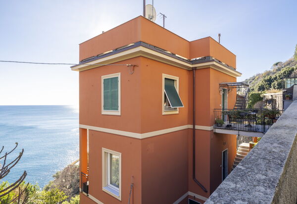 La Casa di Martina, Amazing Seaview: Autunno, Entrata Principale, Estate, Primavera