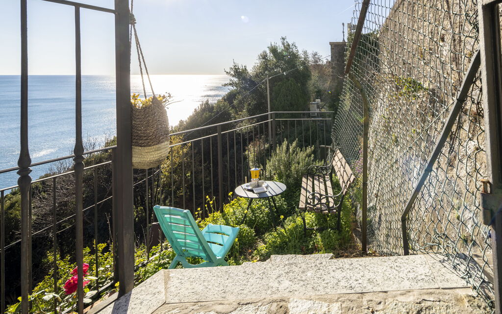 La Casa di Martina, Amazing Seaview: Autumn, Building Exterior, Spring, Summer