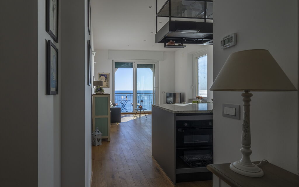 La Casa di Martina, Amazing Seaview: Autumn, Spring, Summer