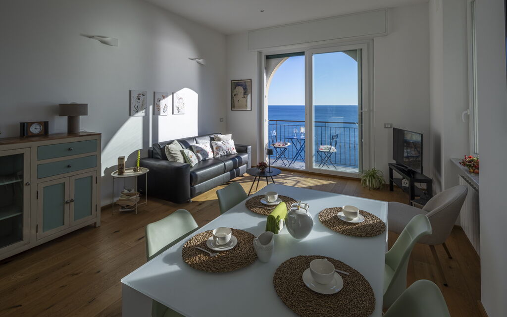 La Casa di Martina, Amazing Seaview: Autumn, Living Room, Spring, Summer