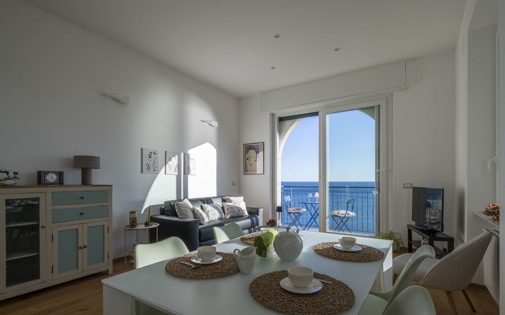 La Casa di Martina, Amazing Seaview: Autumn, Living Room, Spring, Summer