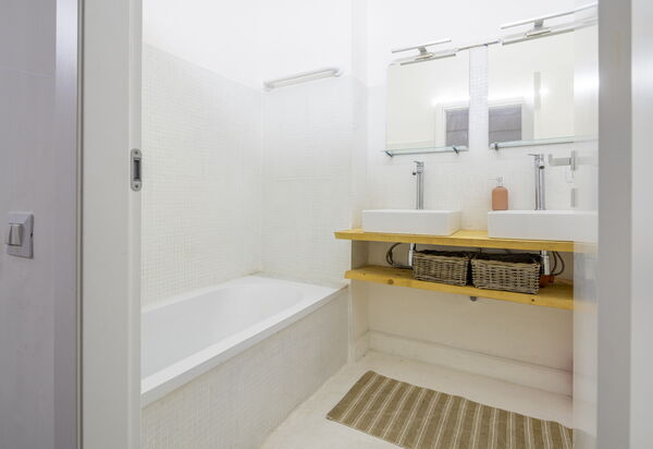 La Casa di Bruno, Terrace, in the Heart of Genova: Autunno, Bagno, Estate, Primavera