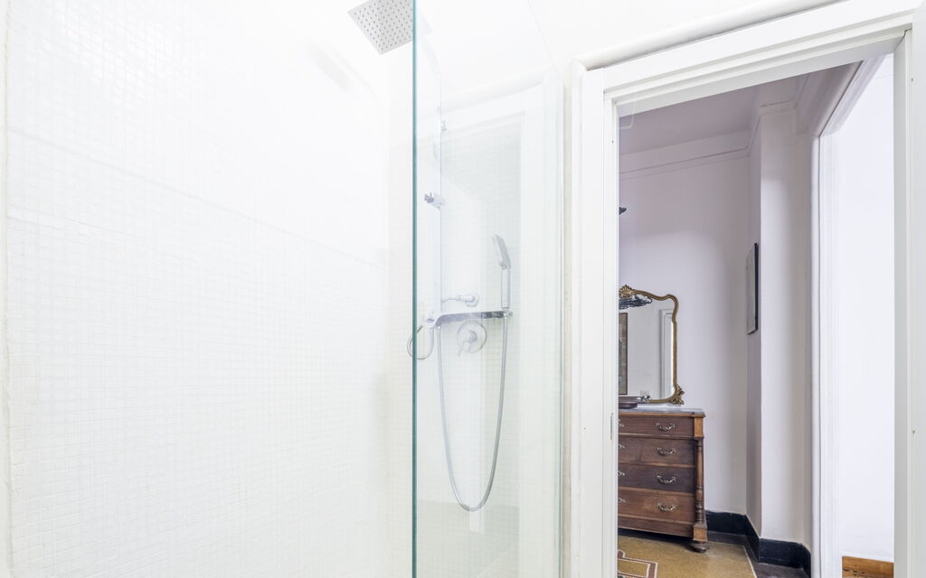 La Casa di Bruno, Terrace, in the Heart of Genova: Autumn, Bathroom, Spring, Summer