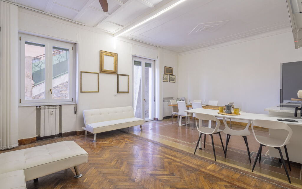 La Casa di Bruno, Terrace, in the Heart of Genova: Autumn, Living Room, Spring, Summer