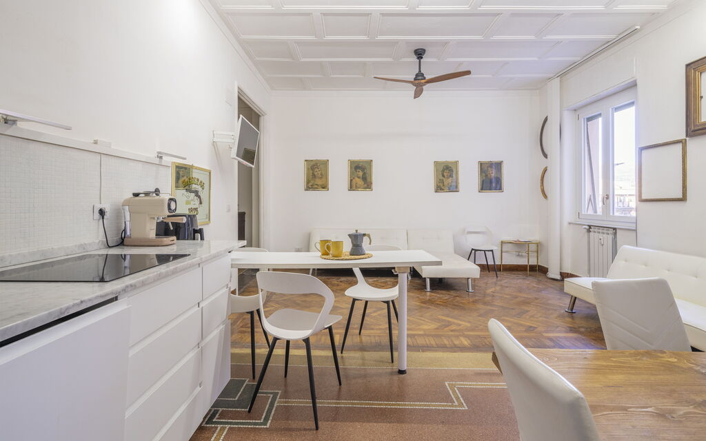 La Casa di Bruno, Terrace, in the Heart of Genova: Autumn, Kitchen, Spring, Summer