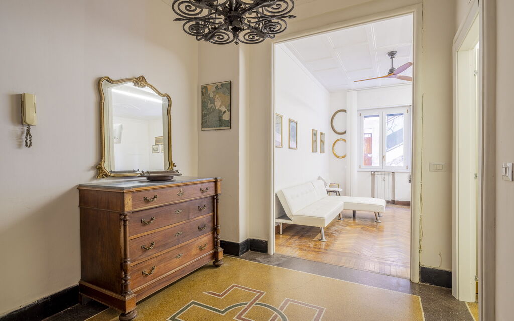 La Casa di Bruno, Terrace, in the Heart of Genova: Autumn, Room Detail, Spring, Summer