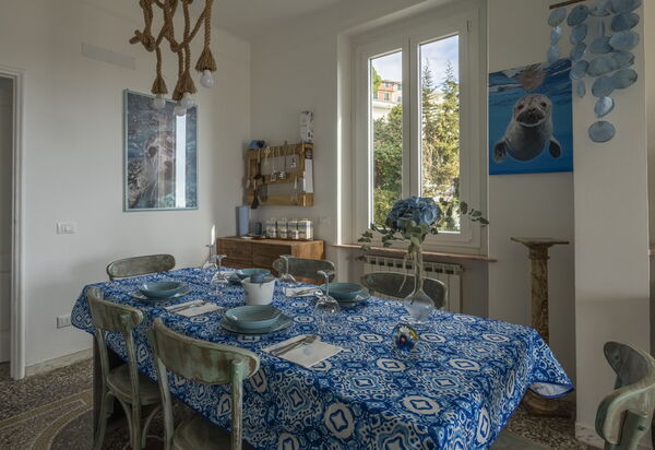 Focaincontromano Seaview, Genova: Autunno, Estate, Primavera, Sala da pranzo, Soggiorno