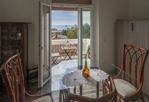 Focaincontromano Seaview, Genova: Autunno, Estate, Primavera, Sala da pranzo, Soggiorno