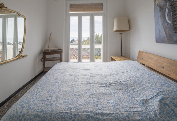 Focaincontromano Seaview, Genova: Autunno, Camera da letto, Estate, Primavera