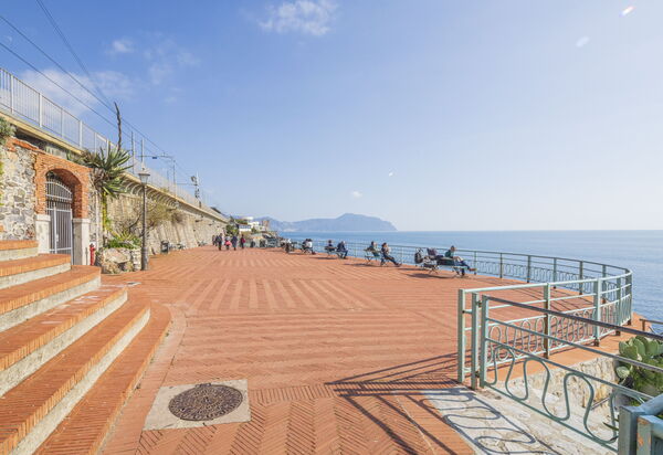 Focaincontromano Seaview, Genova: all'aperto, Attività, Autunno, Estate, Primavera