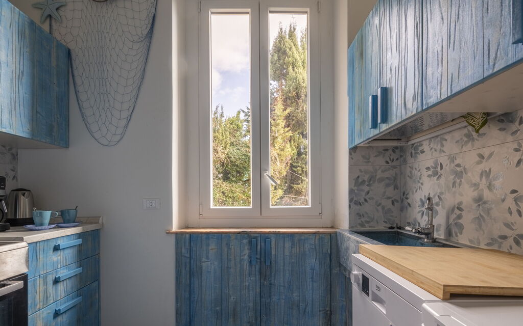 Focaincontromano Seaview, Genova: Autumn, Kitchen, Spring, Summer