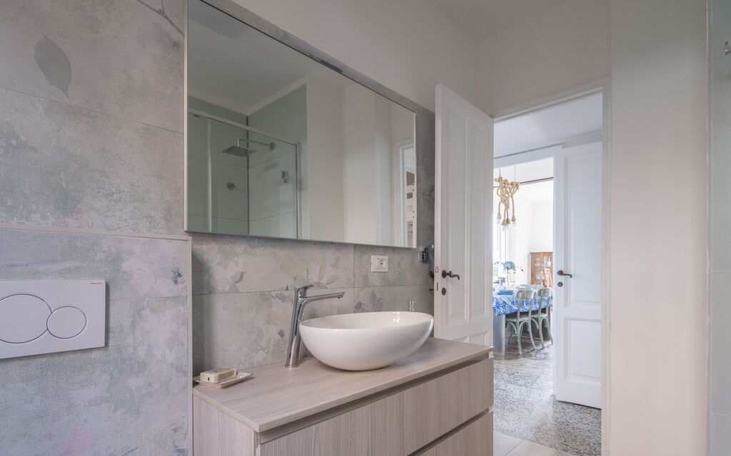 Focaincontromano Seaview, Genova: Autumn, Bathroom, Spring, Summer