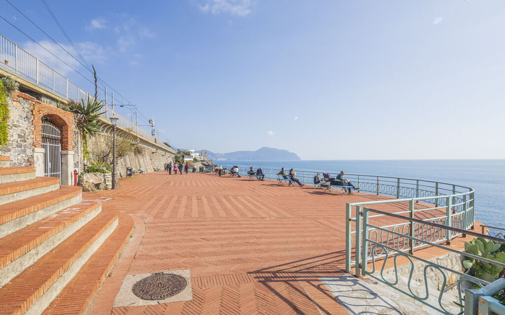 Focaincontromano Seaview, Genova: Activities, Autumn, Outdoor, Spring, Summer