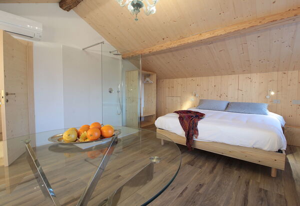 Villa Dolce Bacio, Pool and Spa, Valdobbiadene: Autunno, Camera da letto, Estate, Inverno, Primavera