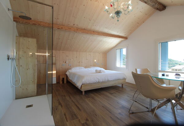 Villa Dolce Bacio, Pool and Spa, Valdobbiadene: Autunno, Camera da letto, Estate, Primavera