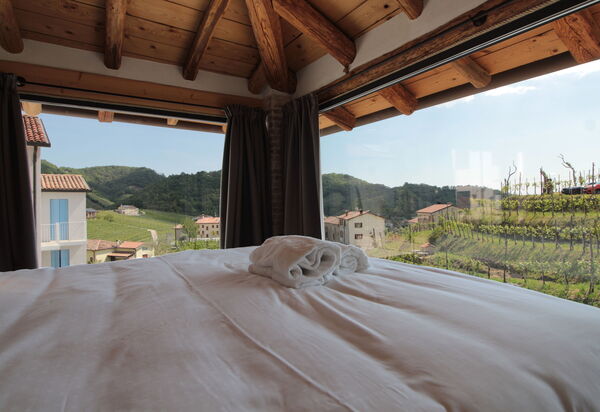 Villa Dolce Bacio, Pool and Spa, Valdobbiadene: Autunno, Camera da letto, Estate, Primavera