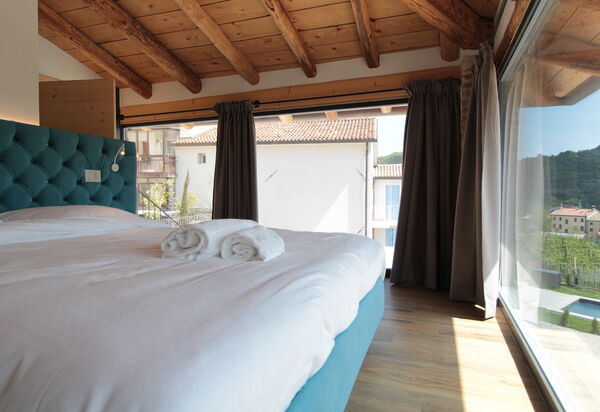 Villa Dolce Bacio, Pool and Spa, Valdobbiadene: Autunno, Camera da letto, Estate, Primavera