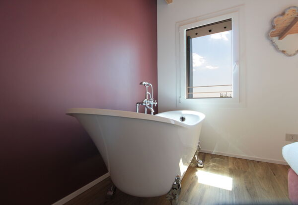 Villa Dolce Bacio, Pool and Spa, Valdobbiadene: Autunno, Bagno, Estate, Primavera