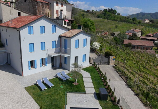 Villa Dolce Bacio, Pool and Spa, Valdobbiadene: Autunno, Estate, Primavera