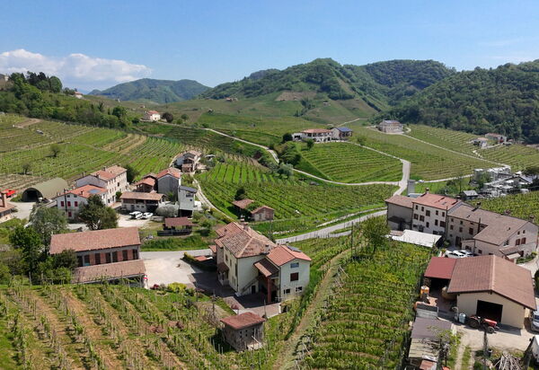 Villa Dolce Bacio, Pool and Spa, Valdobbiadene: Autunno, Estate, Primavera, Vista Panoramica