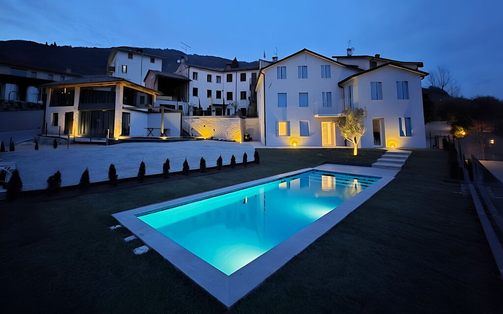 Villa Dolce Bacio, Pool and Spa, Valdobbiadene: Autunno, Estate, Esterni, Primavera