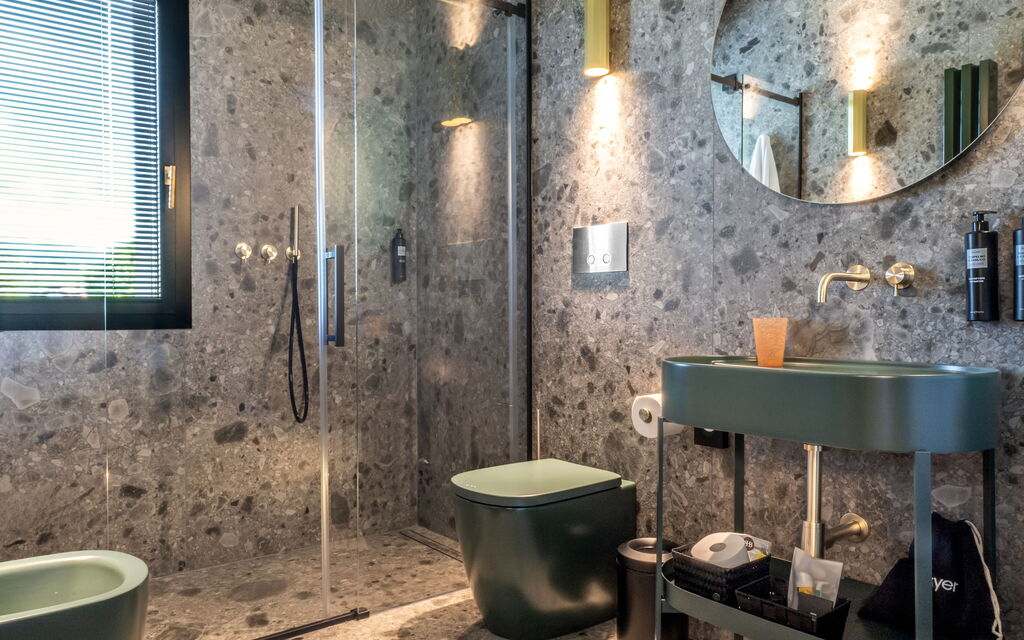 Villa Bocchi: Autumn, Bathroom, Spring, Summer