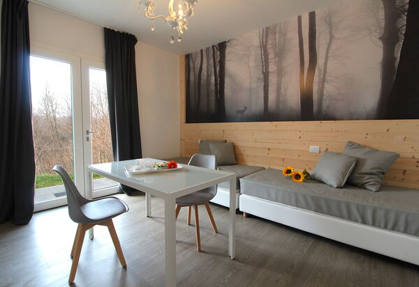 Villa Dolce Bosco with Pool, Valdobbiadene: Autumn, Dining Room, Spring, Summer