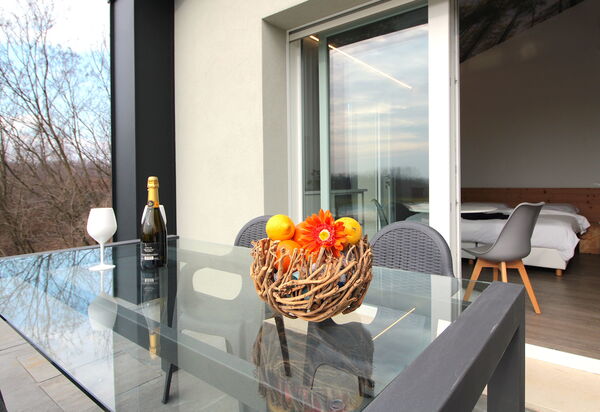 Villa Dolce Bosco with Pool, Valdobbiadene: Autumn, Building Exterior, Spring, Summer